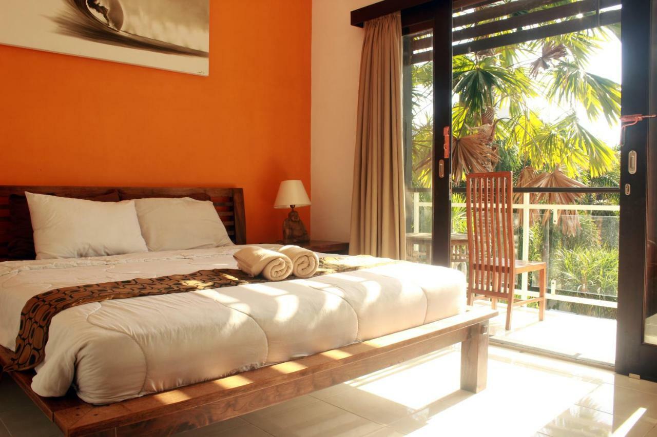 Premier Surf Camp Hotel Canggu  Ngoại thất bức ảnh